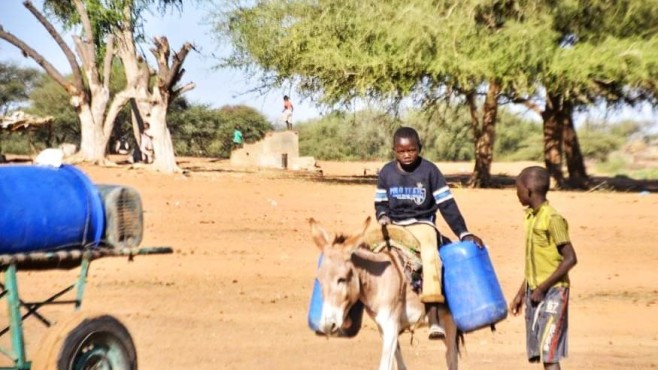 Local Water Sellers North to Gedaref area - East Sudan - Photos Mekki